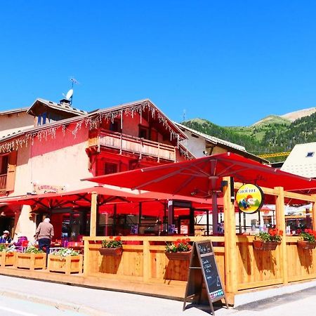 Hotel Alpis Cottia Montgenevre Exterior photo