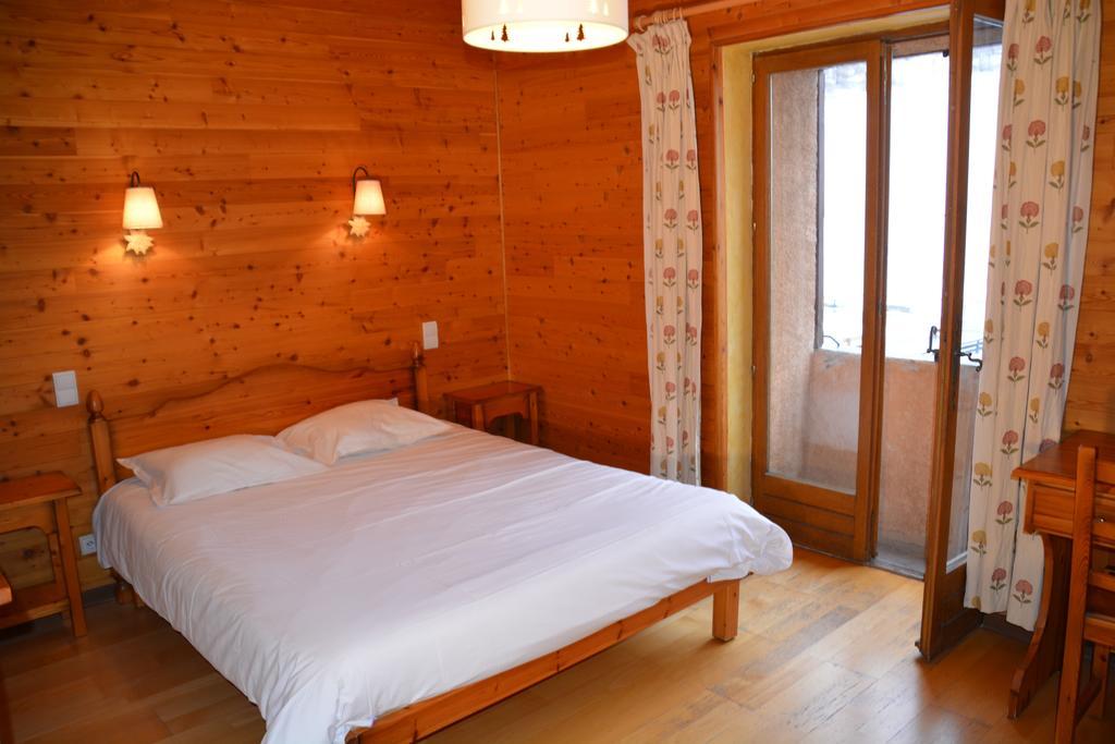 Hotel Alpis Cottia Montgenevre Room photo